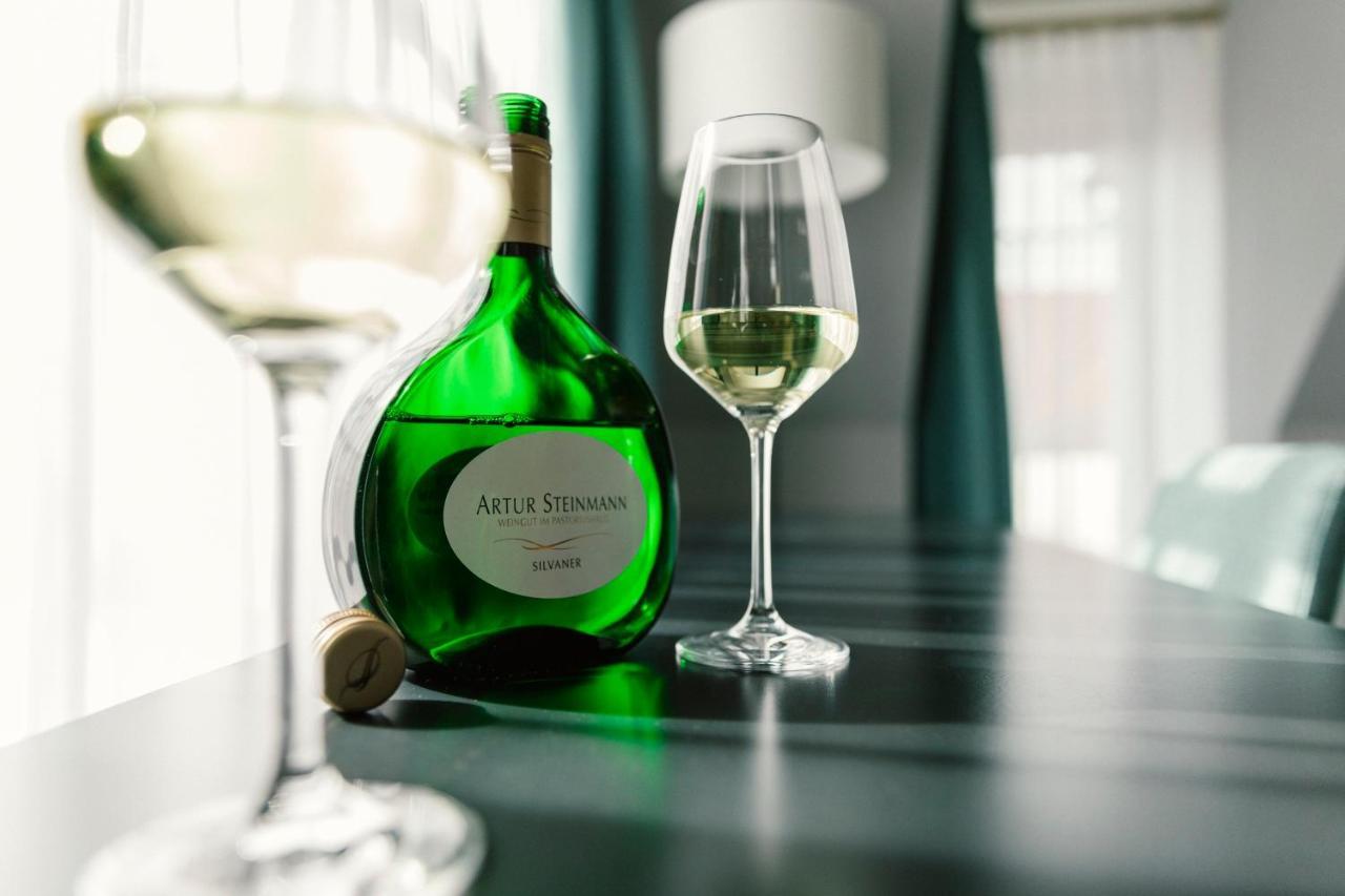 Hotel Weingut Pastoriushaus - Artur Steinmann Sommerhausen Zewnętrze zdjęcie